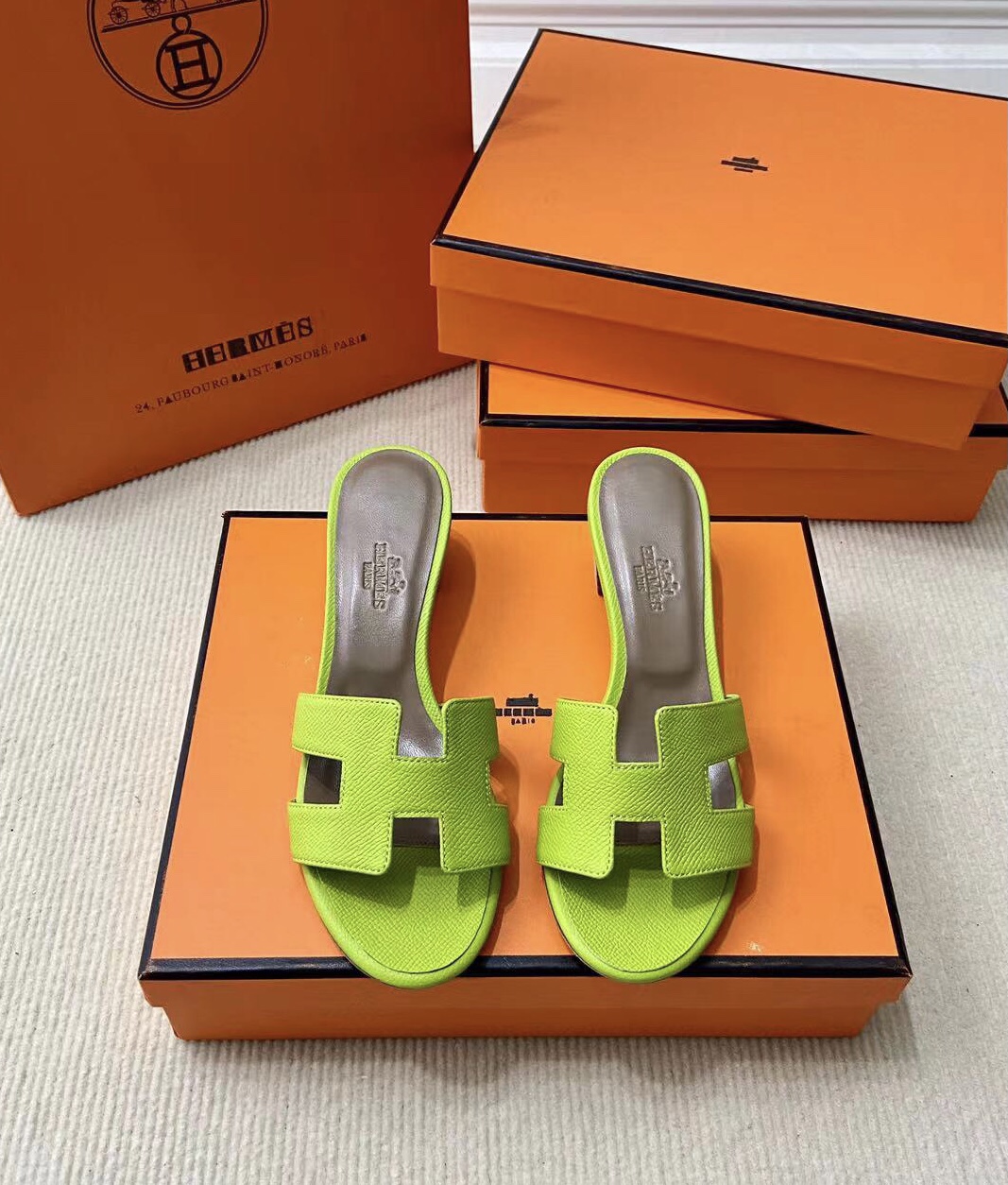 에르메스 올수공 오아시스 슬리퍼 샌들 앱송 44